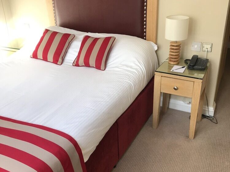 스탠다드 룸, The Pennington