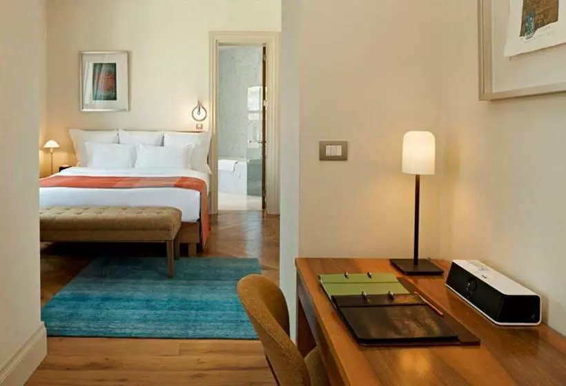 Suite, Tomtom Suites