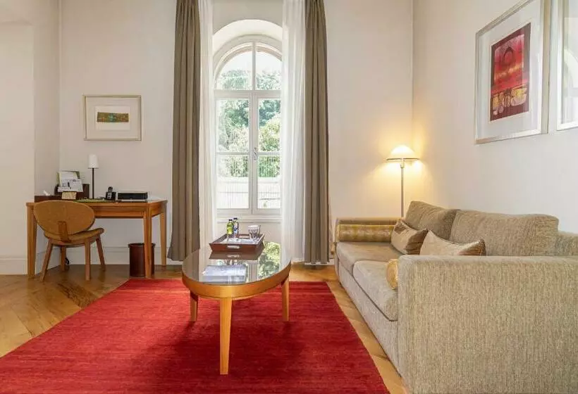 Classic Suite, Tomtom Suites