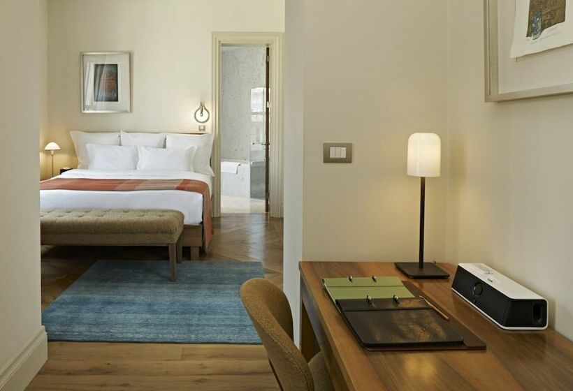 Suite, Tomtom Suites