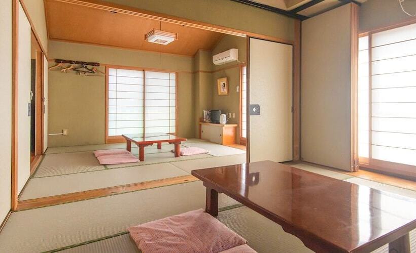 Семейный Номер, Sakura Ryokan Asakusa Iriya