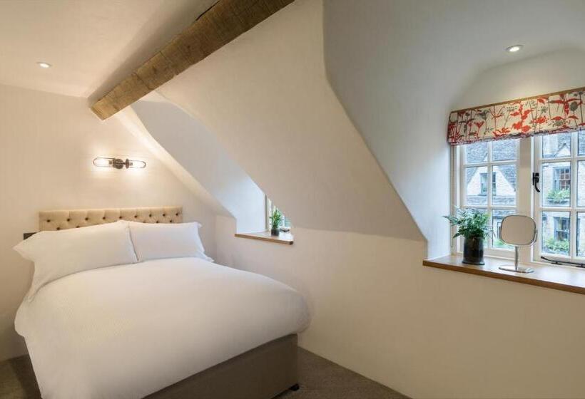 בית, 4 חדרי שינה, The Royal Oak Tetbury
