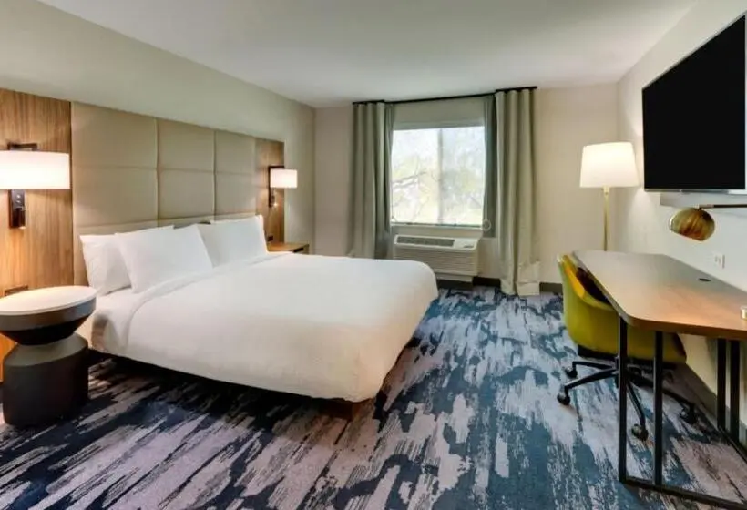 キングサイズベッドのスタンダードルーム, Fairfield By Marriott Inn & Suites Dalton