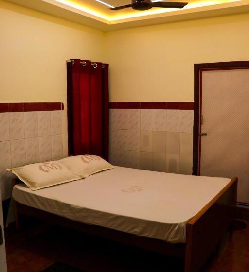 디럭스 룸, Pari Muthu Vilas