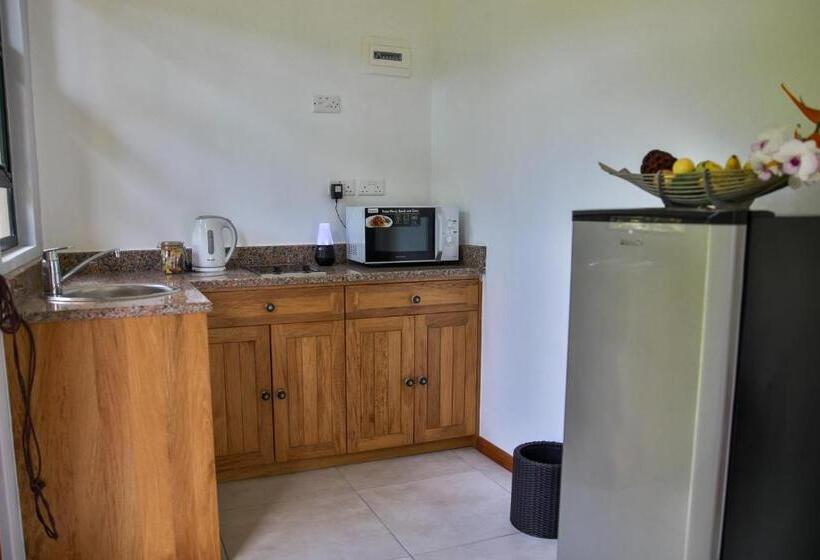 ویلای 1 خوابه با چشم‌انداز دریا, Domaine Desaubin Luxury Villas