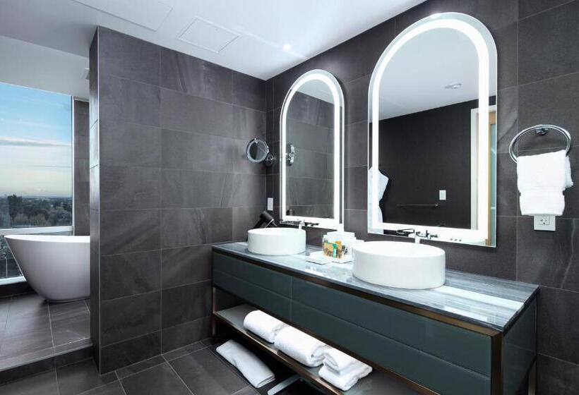 이그제큐티브 스위트, Versante