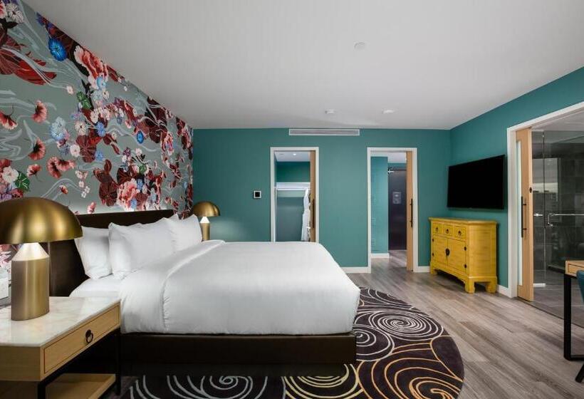 수피리어 스위트, Versante