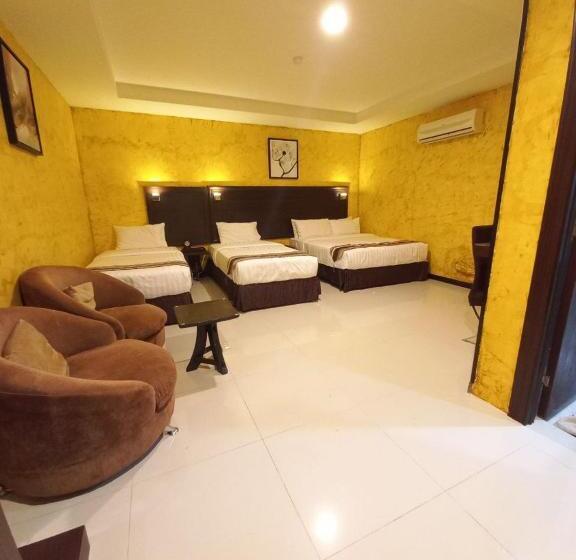 סטודיו משפחתי, Gm