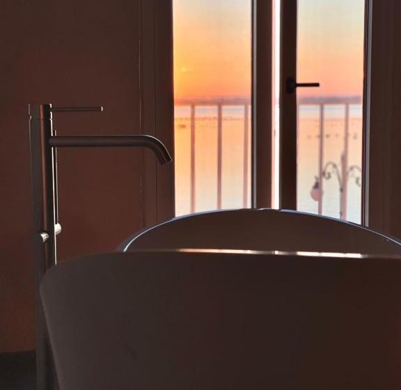 חדר סופריור עם מיטת קינג, Sonrisa Suites