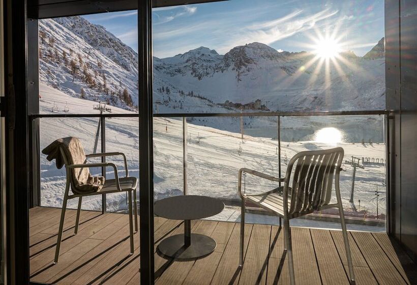 ジュニアスイート, Voulezvous By Les Etincelles