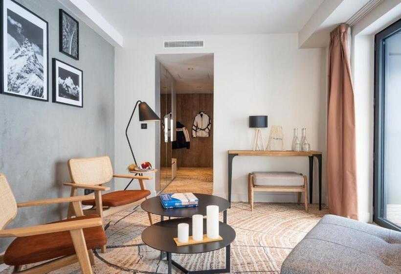 スイート, Voulezvous By Les Etincelles