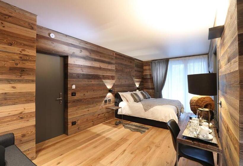 可观山景的小型套房, Chalet Blanc Cervinia