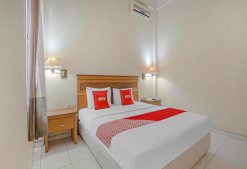 Deluxe Rum, Collection O 90589 Palem Garden