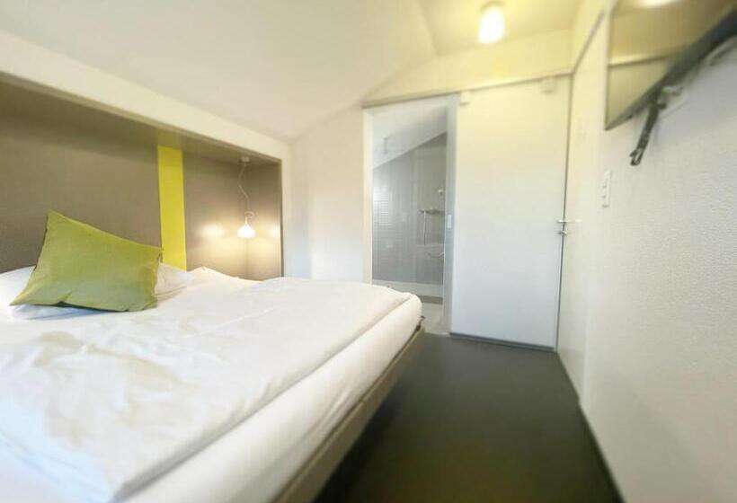 패밀리 룸, Restaurant Sternen