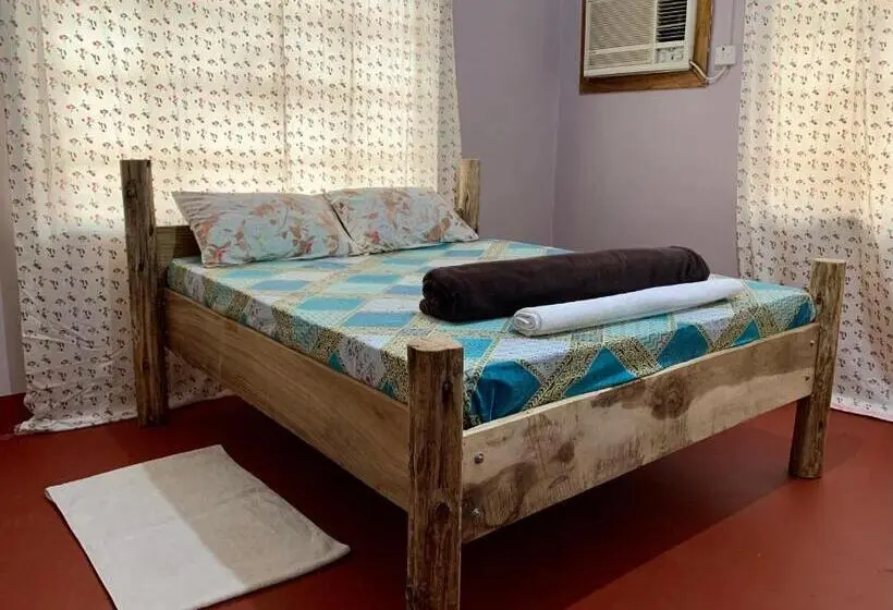 スタンダードルーム, Pazuri Hostel