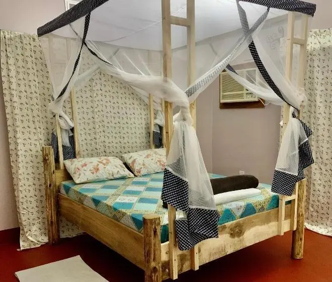 スタンダードルーム, Pazuri Hostel
