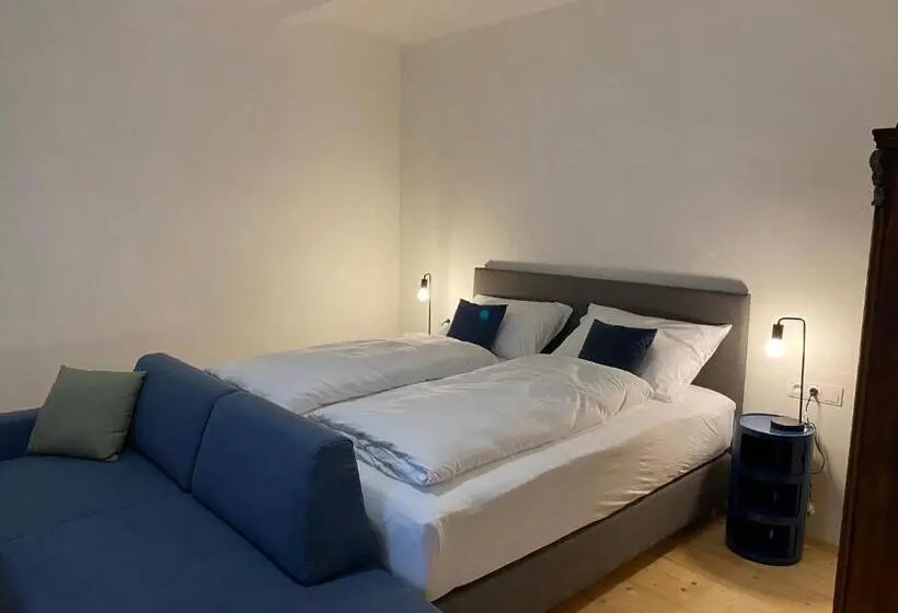 Huoneisto 1 Makuuhuone, Tschardakenhof Appartements
