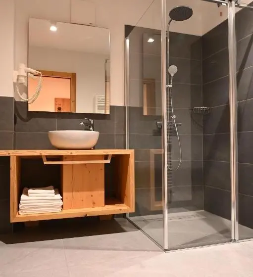 デラックスルーム, B&b Fontanella