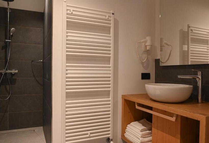 סוויטת ג'וניור עם מרפסת, B&b Fontanella