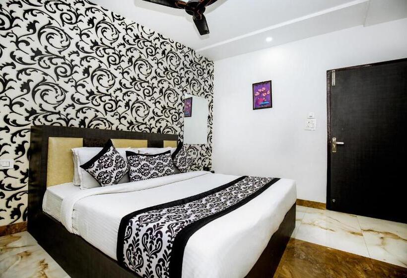 חדר סטנדרט, A Star 50 Meter From Golden Temple