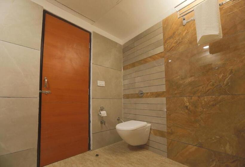 חדר סטנדרט, A Star 50 Meter From Golden Temple