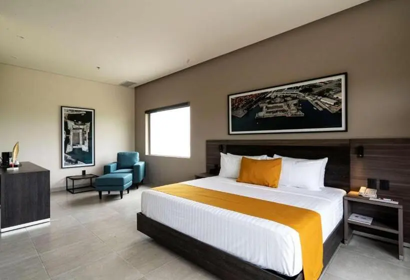 キングサイズベッドのスイートルーム, Best Western Plus Riviera Veracruz