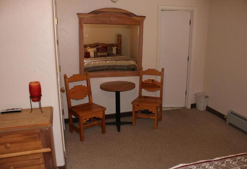 キングサイドベッドのスタンダードワンルーム, Edelweiss Resort Greer