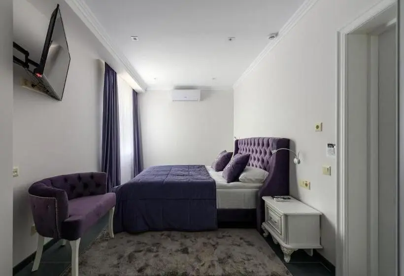 Economy-huone, Grand Royal
