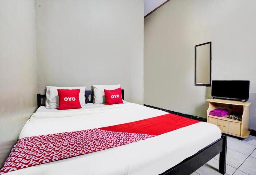 디럭스 룸, Oyo Ii3676 Wisma Al-fahmi Syariah