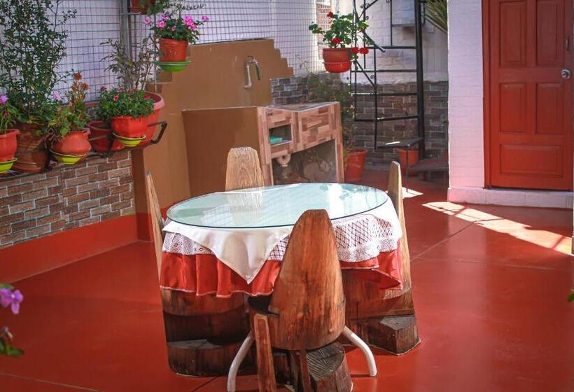 اتاق خانوادگی با سرویس بهداشتی مشترک, Virgen Del Carmen Huaraz