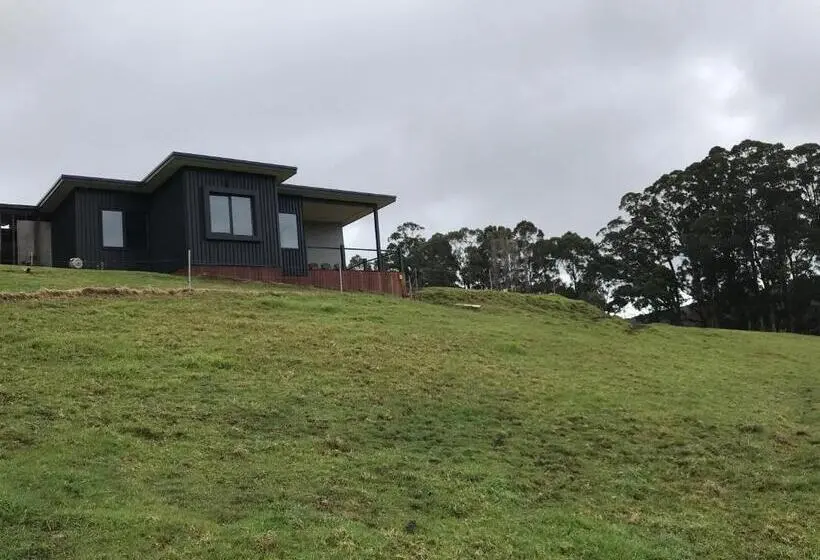 ３ベッドルームハウス, Scotsdale Farm