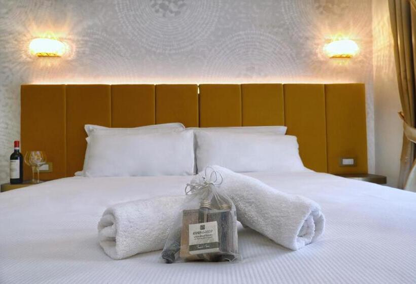 スタンダードルーム, I Tre Re