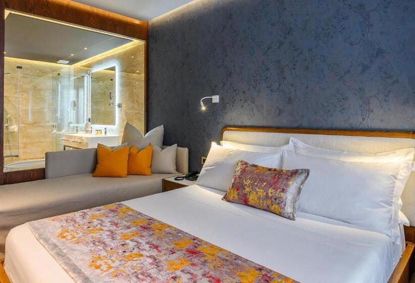 프리미엄 트리플 룸, Chic Boutique Hotel Vlore