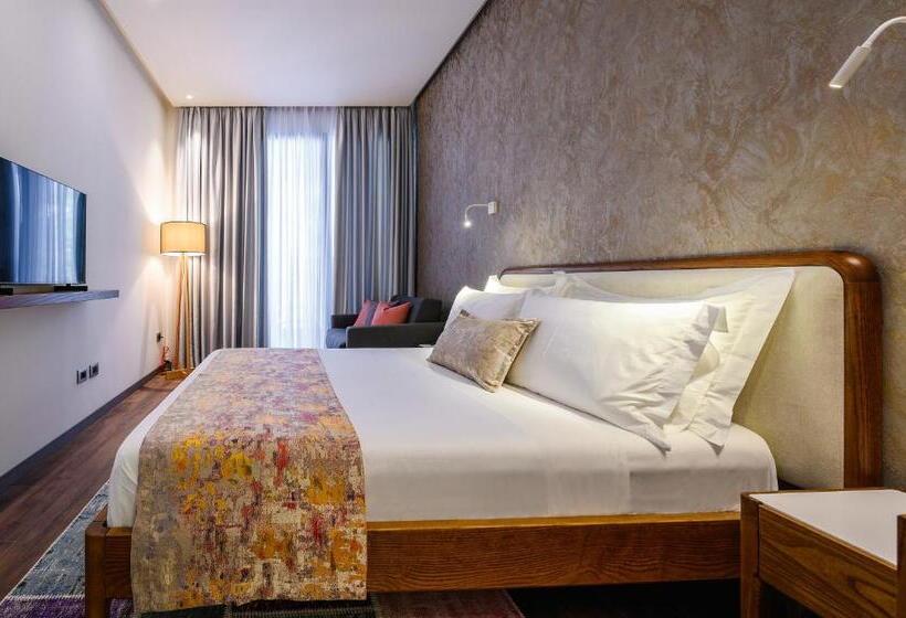 디럭스 트리플 룸, Chic Boutique Hotel Vlore