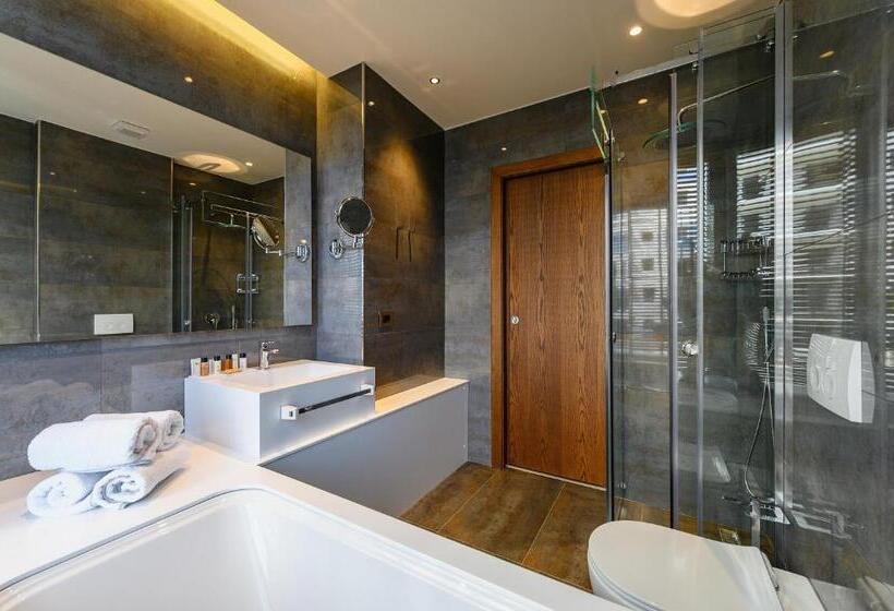 스위트, Chic Boutique Hotel Vlore