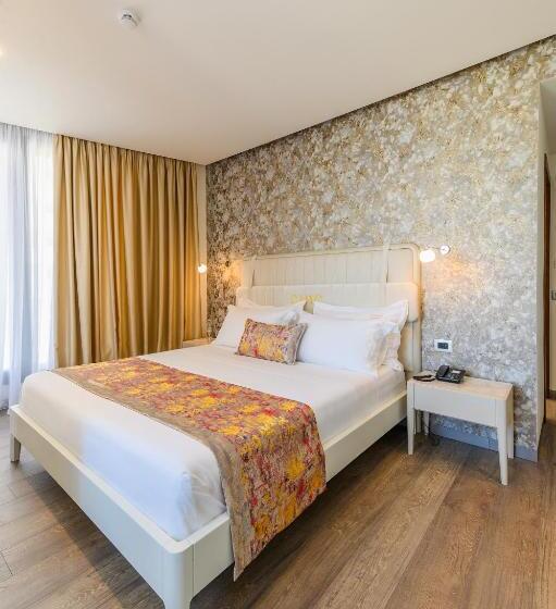 سوییت, Chic Boutique Hotel Vlore