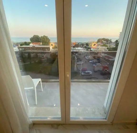 Habitació Estàndard Vista Mar amb Balconada, Margjokaj