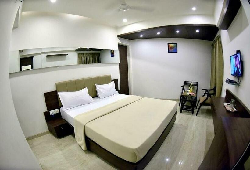 Номер Deluxe, Fabhotel Prime Sky Light