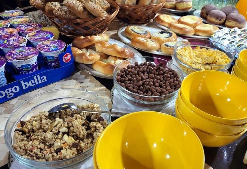 Четырехместный Номер Deluxe, Zlatá Labuť