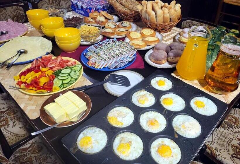 Номер Deluxe, Zlatá Labuť