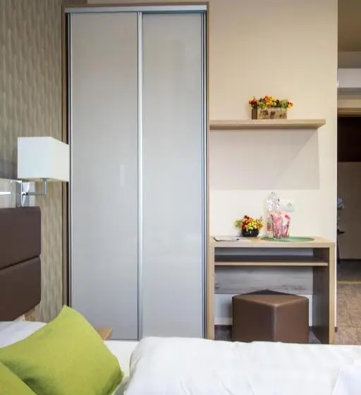 ベーシックルーム, Veres Motel