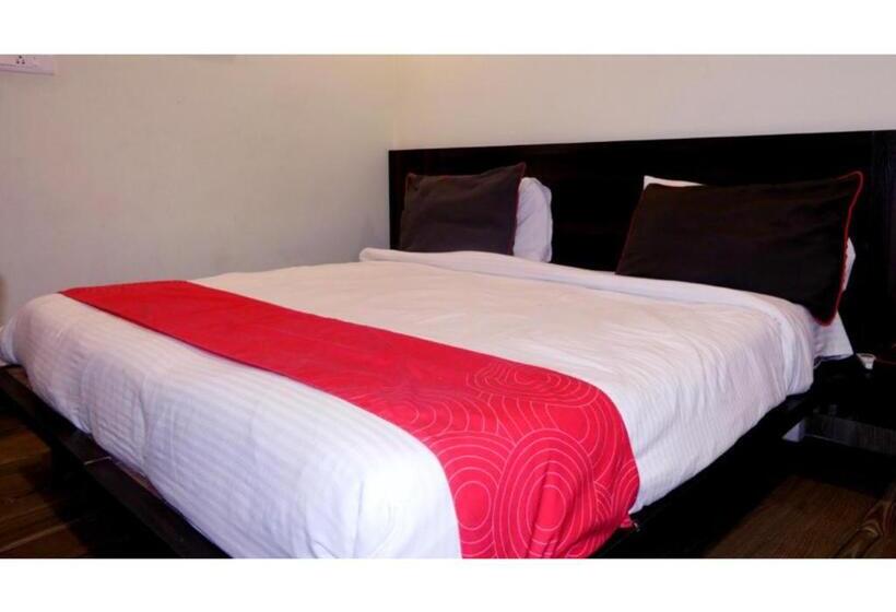 اتاق سوپریور, Aarya