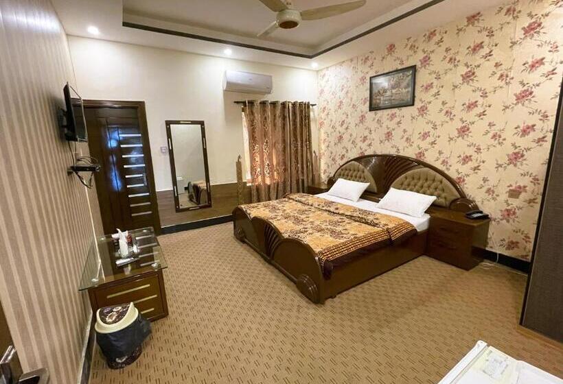 اتاق استاندارد با تخت بزرگ, Husnain Resort By Saud Khan