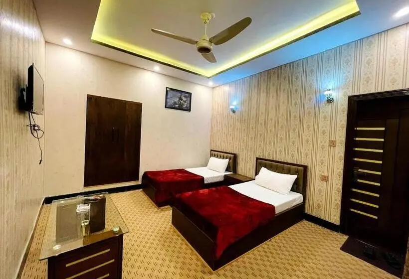 اتاق لوکس, Husnain Resort By Saud Khan