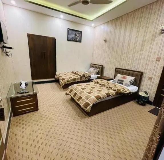 اتاق لوکس, Husnain Resort By Saud Khan