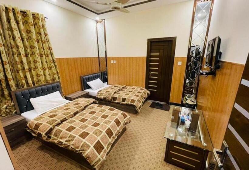 اتاق لوکس, Husnain Resort By Saud Khan