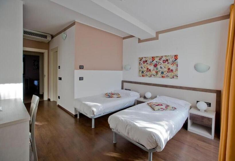 غرفة قياسية, Lago Di Como