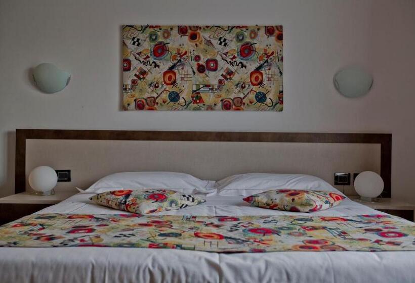 غرفة قياسية, Lago Di Como