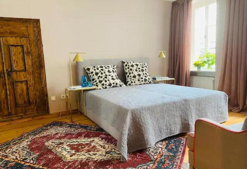 带2个卧室的公寓, Gutsverwaltung Schloss Eyrichshof