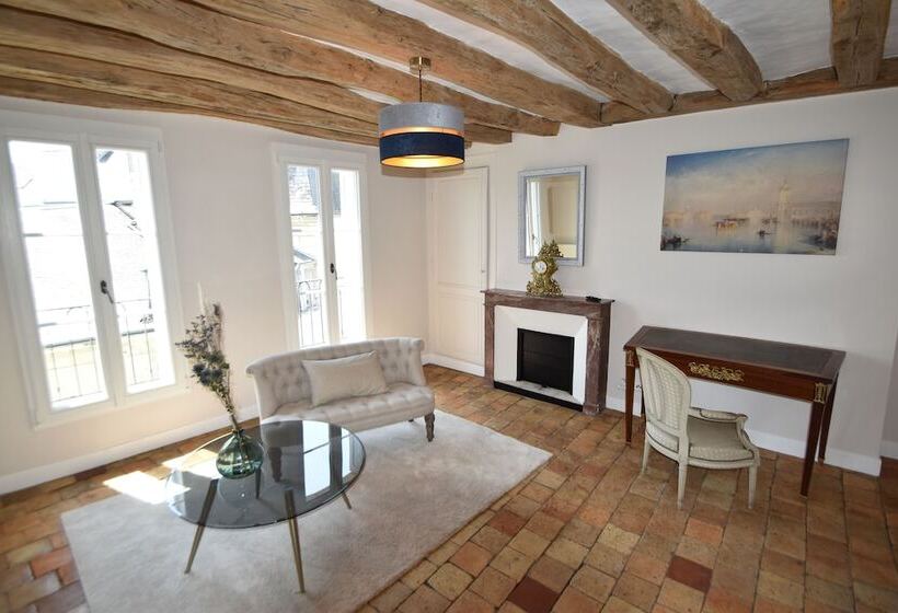 デラックスルーム, Les Destinees